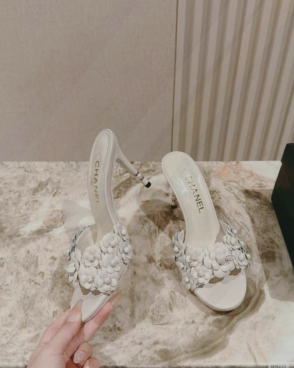 chanel-shoes-05 nailaspalette.com