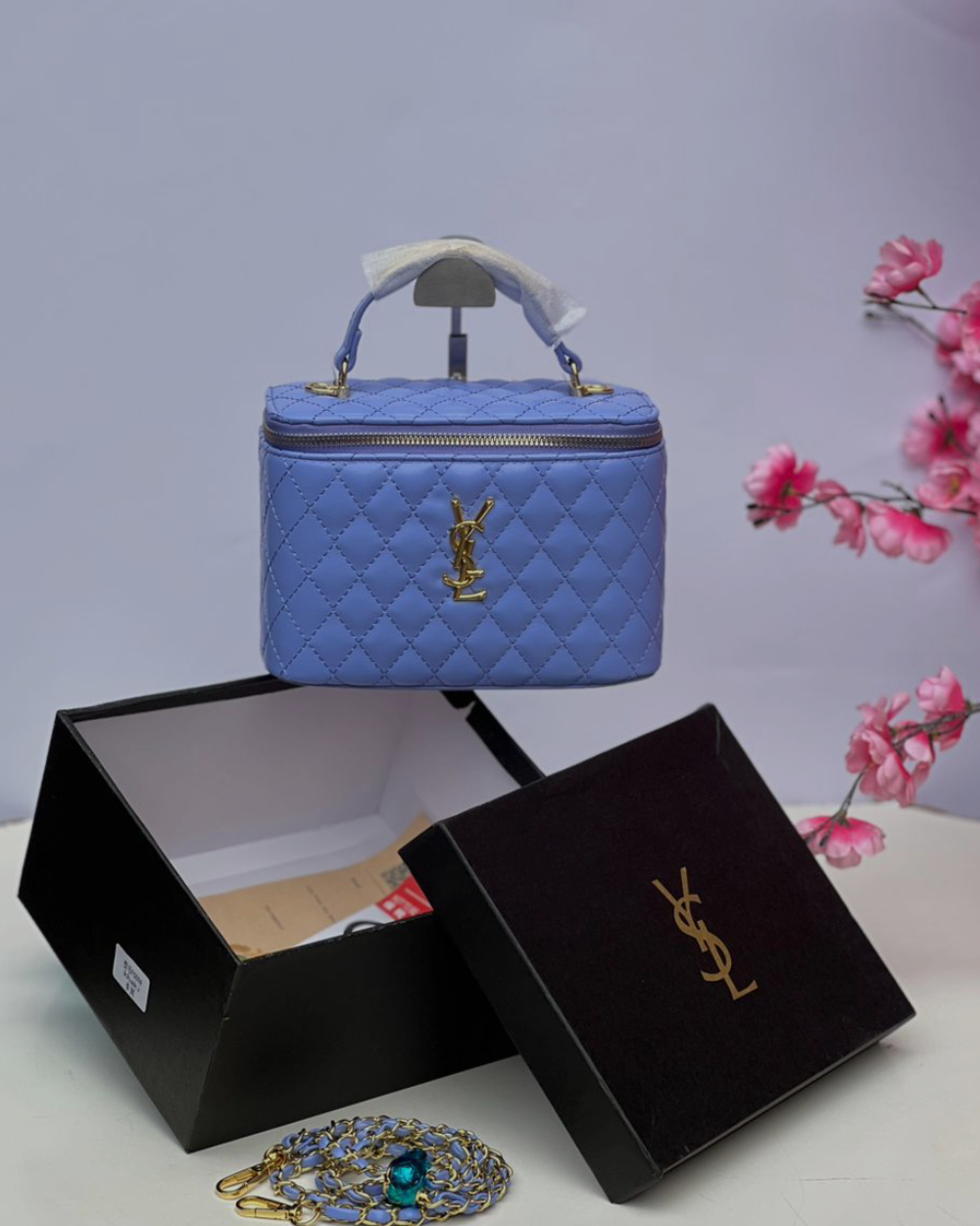 Shop Secondary Image